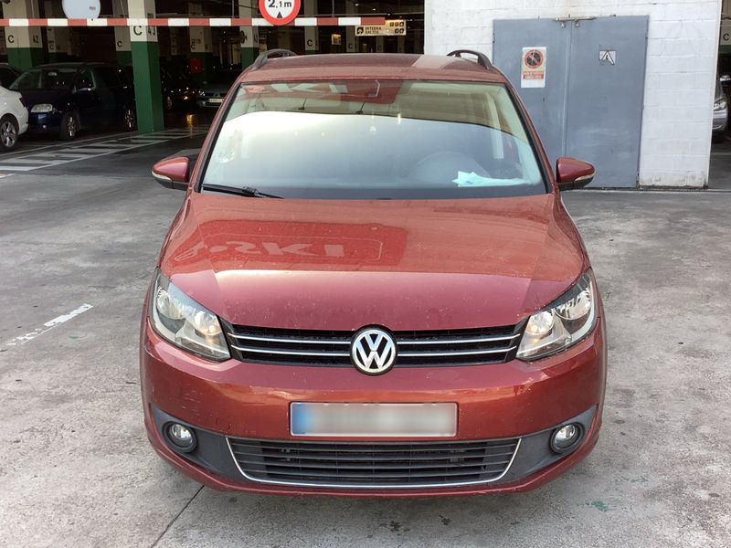Volkswagen Touran 1.6 TDI Advance 2010 – снимка на щета