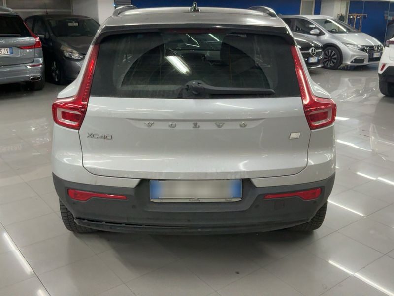 Volvo XC40 P8 electric drive 300 kW R-Design Pure AWD 2021 – снимка 7