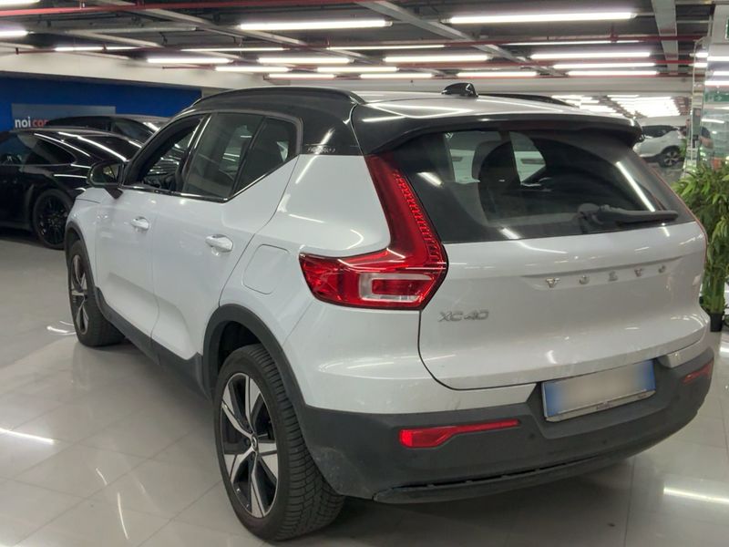 Volvo XC40 P8 electric drive 300 kW R-Design Pure AWD 2021 – снимка 6