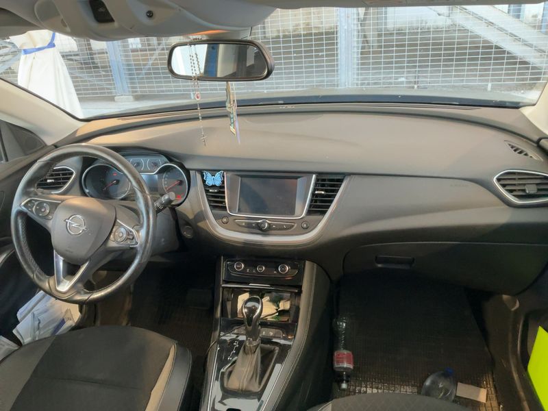 Opel Grandland X 1.6 CDTI DPF INNOVATION 2018 – снимка 17