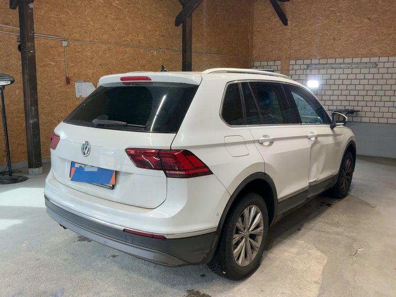 Volkswagen Tiguan 2.0 TSI Highline 4Motion BlueMotion Tech 2017 – снимка 8