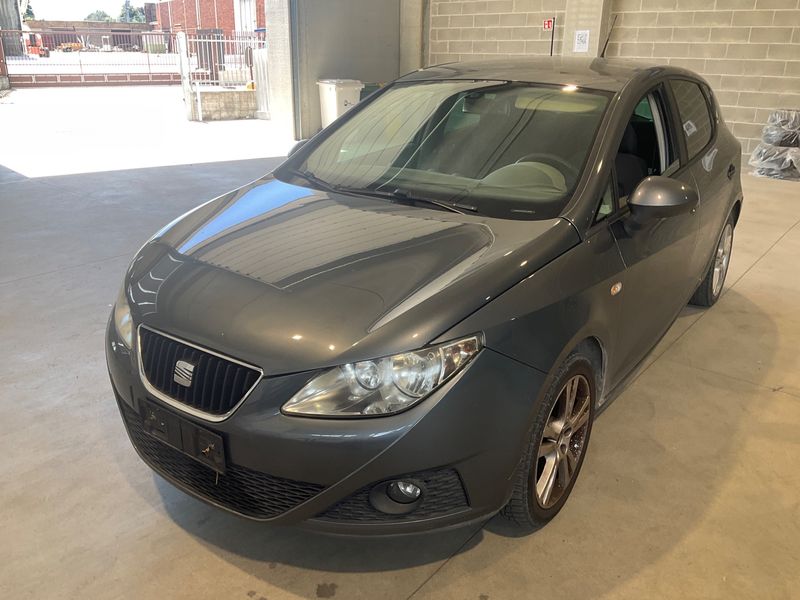 Seat Ibiza 1.4 Stylance / Style 2012 – снимка 1