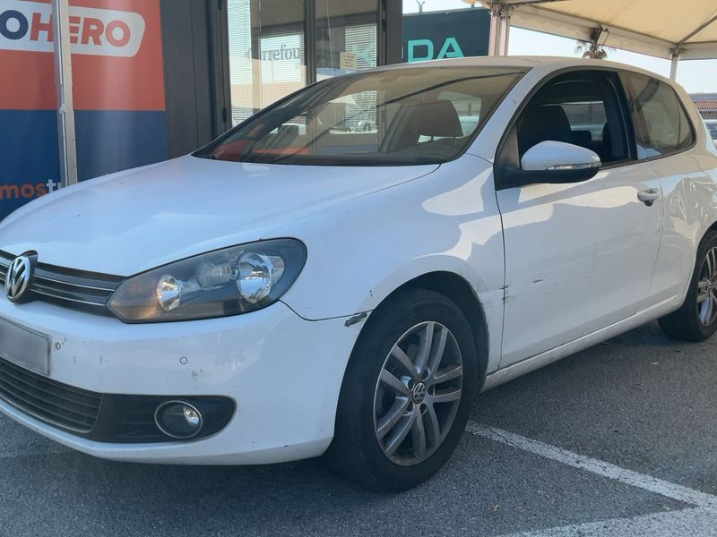 Volkswagen Golf VI 1.6 TDI Sport 2009 – снимка 2