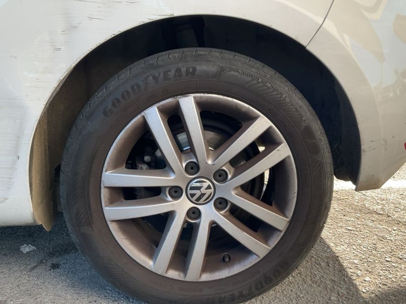 Volkswagen Golf VI 1.6 TDI Sport 2009 – снимка 18