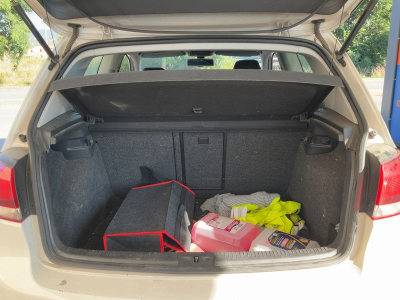 Volkswagen Golf VI 1.6 TDI Sport 2009 – снимка 10