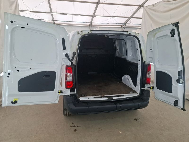 Citroen Berlingo 1.5 Blue-HDi Club M 1000 2020 – снимка 4