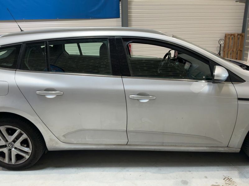 Renault Megane 1.5 dCi Energy Business 2018 – снимка 10