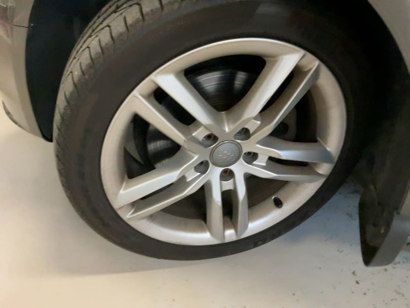 Audi A4 2.0 TDI quattro Attraction 2013 – снимка 15