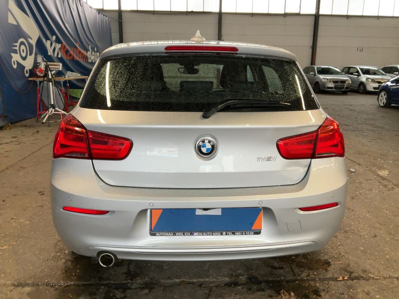 BMW 1er 118i Metropolitan 2019 – снимка 7