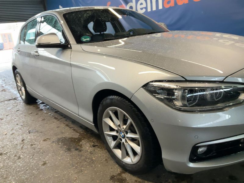 BMW 1er 118i Metropolitan 2019 – снимка 12