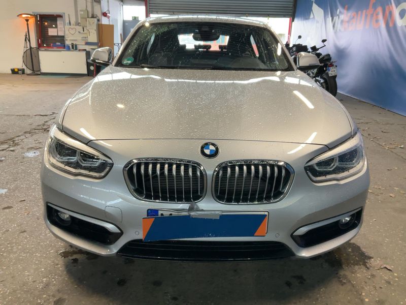 BMW 1er 118i Metropolitan 2019 – снимка 14