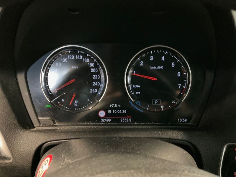BMW 1er 118i Metropolitan 2019 – снимка 18