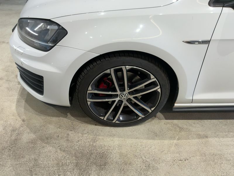 Volkswagen Golf VII 2.0 TDI GTD BlueMotion Tech 2015 – снимка 3