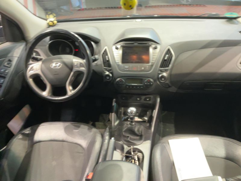 Hyundai ix35 2.0 CRDi FIFA World Cup Edition AWD 2014 – снимка 18