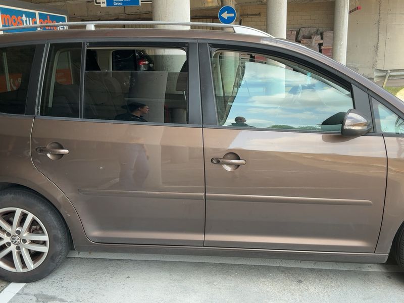 Volkswagen Touran 2.0 TDI Advance 2012 – снимка 7