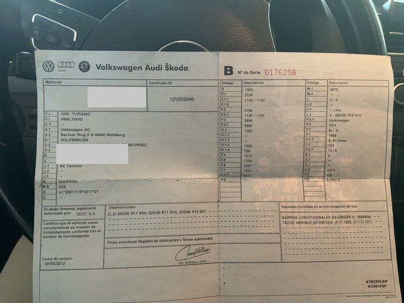 Volkswagen Touran 2.0 TDI Advance 2012 – снимка 16