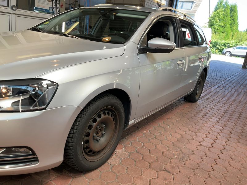 Volkswagen Passat 2.0 TDI Highline BlueMotion Tech 2013 – снимка 2