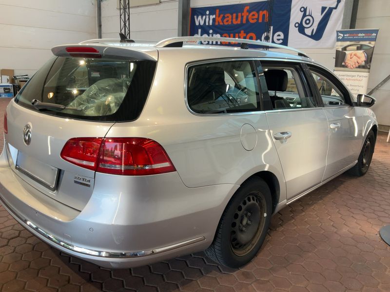 Volkswagen Passat 2.0 TDI Highline BlueMotion Tech 2013 – снимка 8