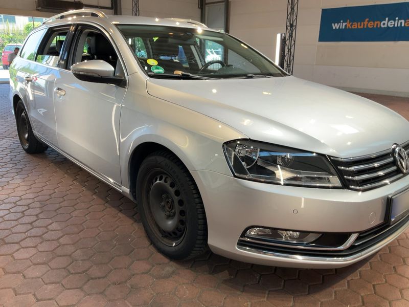Volkswagen Passat 2.0 TDI Highline BlueMotion Tech 2013 – снимка 12