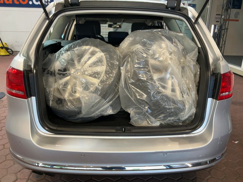 Volkswagen Passat 2.0 TDI Highline BlueMotion Tech 2013 – снимка 16