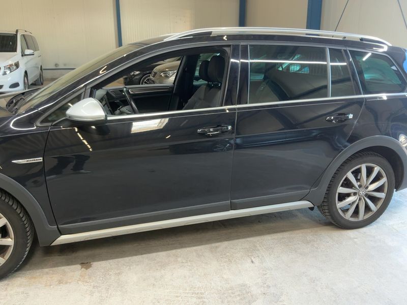 Volkswagen Golf VII 2.0 TDI Alltrack 4Motion BlueMotion Tech 2019 – снимка 4