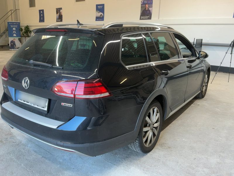 Volkswagen Golf VII 2.0 TDI Alltrack 4Motion BlueMotion Tech 2019 – снимка 8