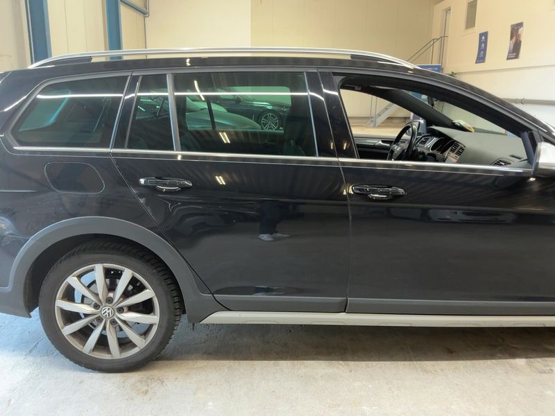 Volkswagen Golf VII 2.0 TDI Alltrack 4Motion BlueMotion Tech 2019 – снимка 10