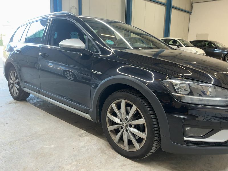 Volkswagen Golf VII 2.0 TDI Alltrack 4Motion BlueMotion Tech 2019 – снимка 12