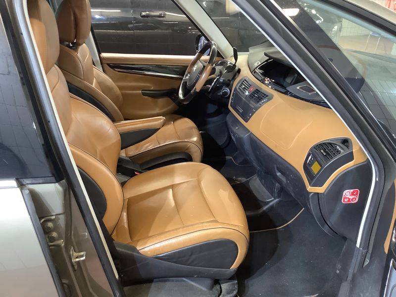 Citroen C4 Grand Picasso 2.0 HDi Exclusive 2010 – снимка 3