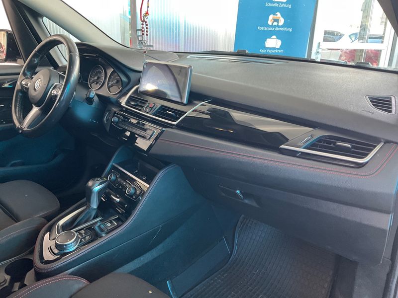 BMW 2er 220d Active Tourer xDrive Sport Line 2015 – снимка 26