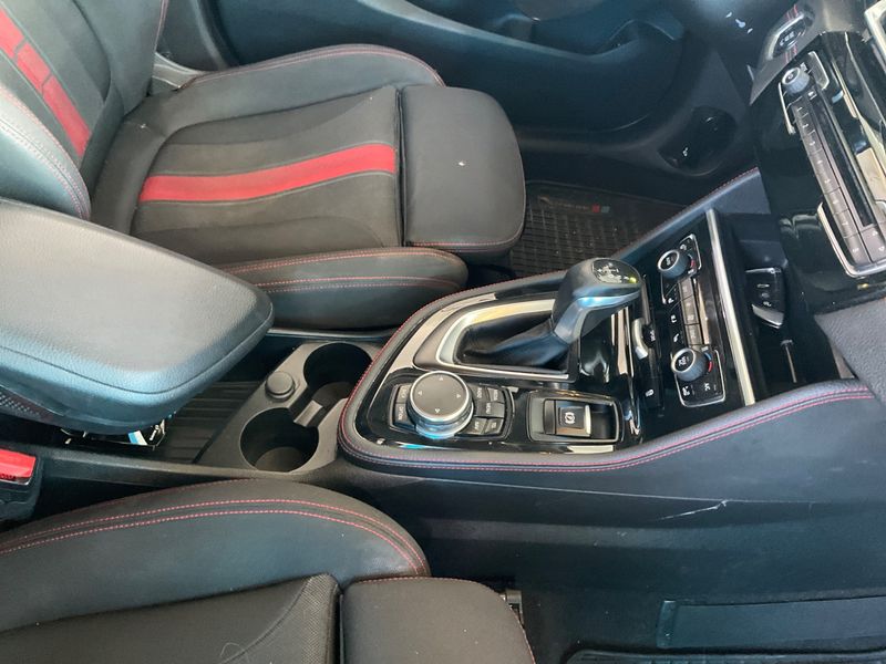 BMW 2er 220d Active Tourer xDrive Sport Line 2015 – снимка 30
