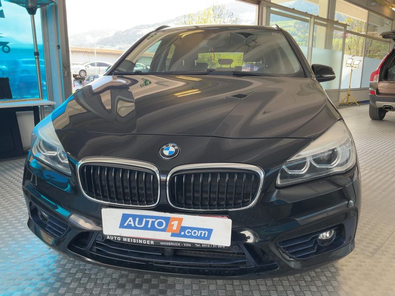 BMW 2er 220d Active Tourer xDrive Sport Line 2015 – снимка 14