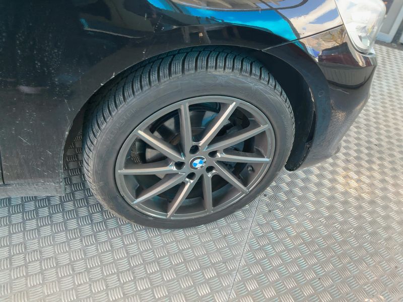 BMW 2er 220d Active Tourer xDrive Sport Line 2015 – снимка 11