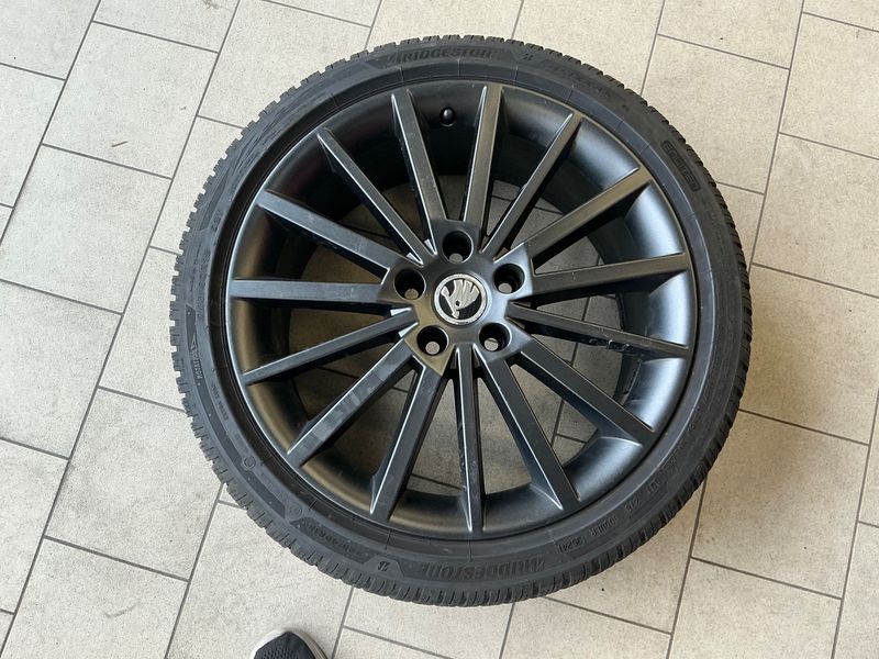 Skoda Octavia 2.0 TDI RS 2015 – снимка 15