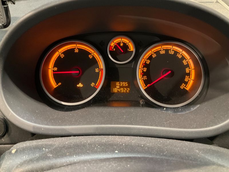 Opel Corsa 1.3 CDTI Cool Line 2008 – снимка 4
