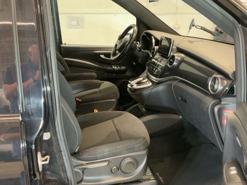 Mercedes-Benz V-Klasse V 250 d lang BlueTEC Edition 2016 – снимка 17