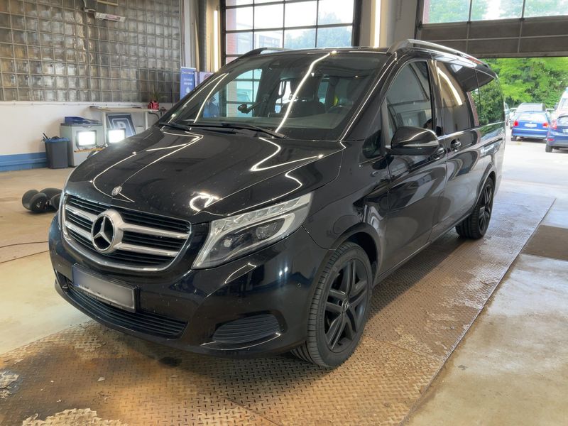 Mercedes-Benz V-Klasse V 250 d lang BlueTEC Edition 2016 – снимка 1