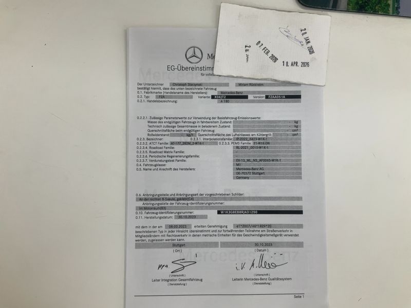 Mercedes-Benz A-Klasse Limousine A 180 Mild-Hybrid AMG Line 2023 – снимка 22