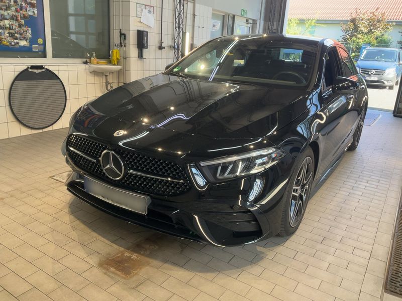 Mercedes-Benz A-Klasse Limousine A 180 Mild-Hybrid AMG Line 2023 – снимка 1