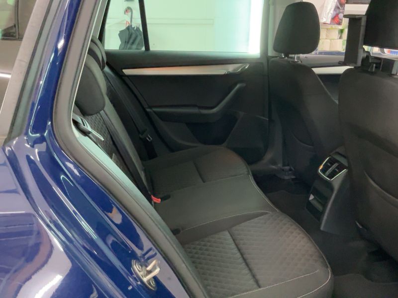 Skoda Octavia 2.0 TDI Drive 2017 – снимка 20