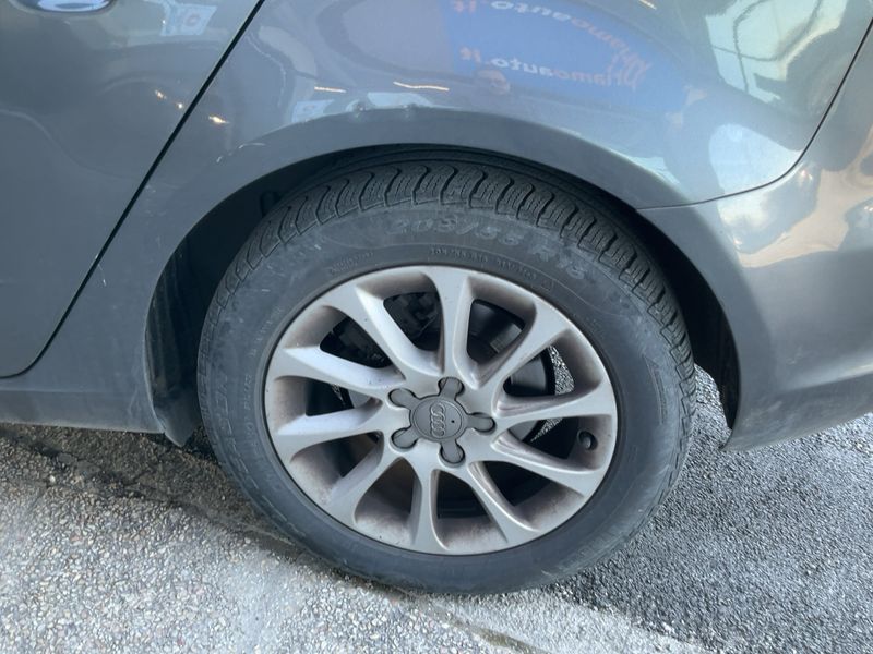 Audi A3 Sportback 1.6 TDI Young 2013 – снимка на щета 5