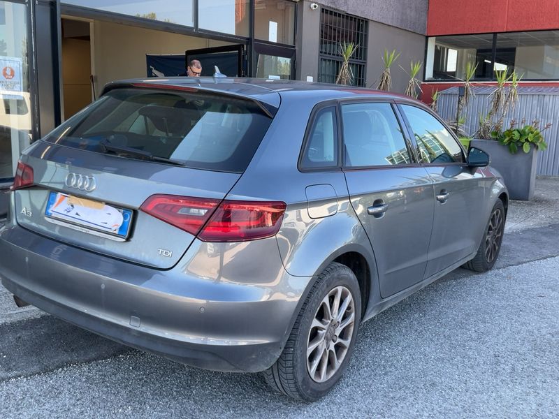 Audi A3 Sportback 1.6 TDI Young 2013 – снимка 8
