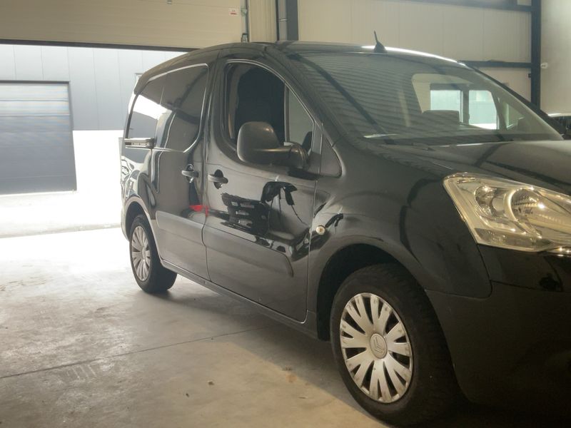 Citroen Berlingo 1.6 e-HDi Niveau B L1 2015 – снимка 12