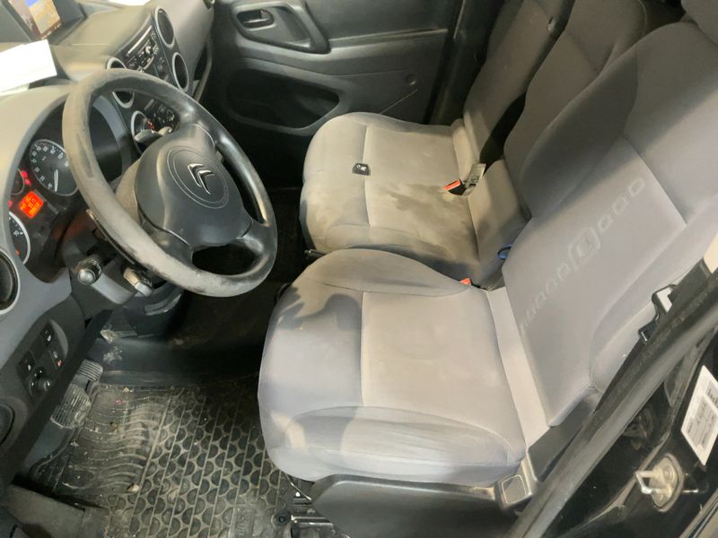 Citroen Berlingo 1.6 e-HDi Niveau B L1 2015 – снимка 19