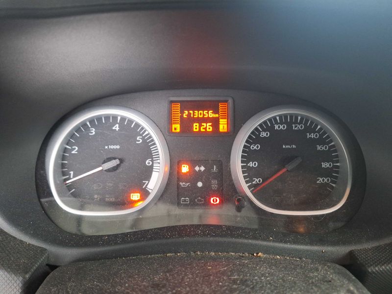 Dacia Duster 1.5 dCi Ambiance 4x2 2010 – снимка 12