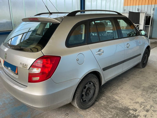 Skoda Fabia 1.4 Style 2009 – снимка 2