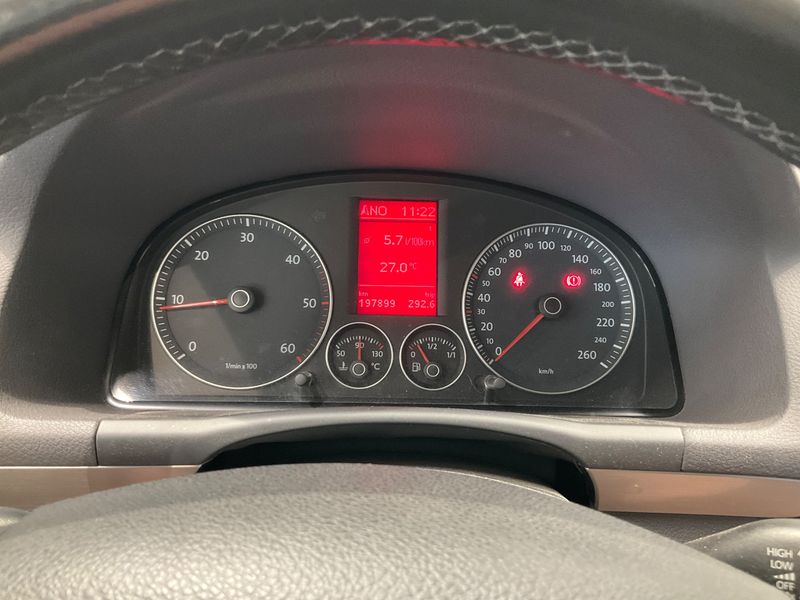 Volkswagen Touran 2.0 TDI Freestyle 2009 – снимка 4