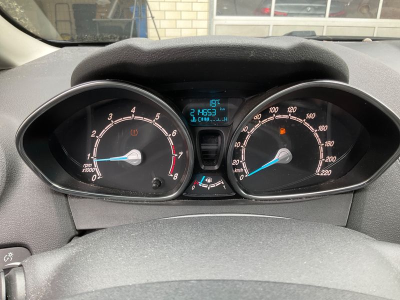 Ford Fiesta 1.0 EcoBoost Titanium 2014 – снимка 4