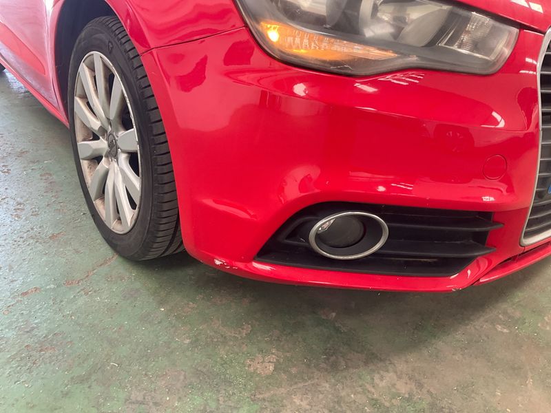 Audi A1 1.6 TDI Attraction 2011 – снимка 24
