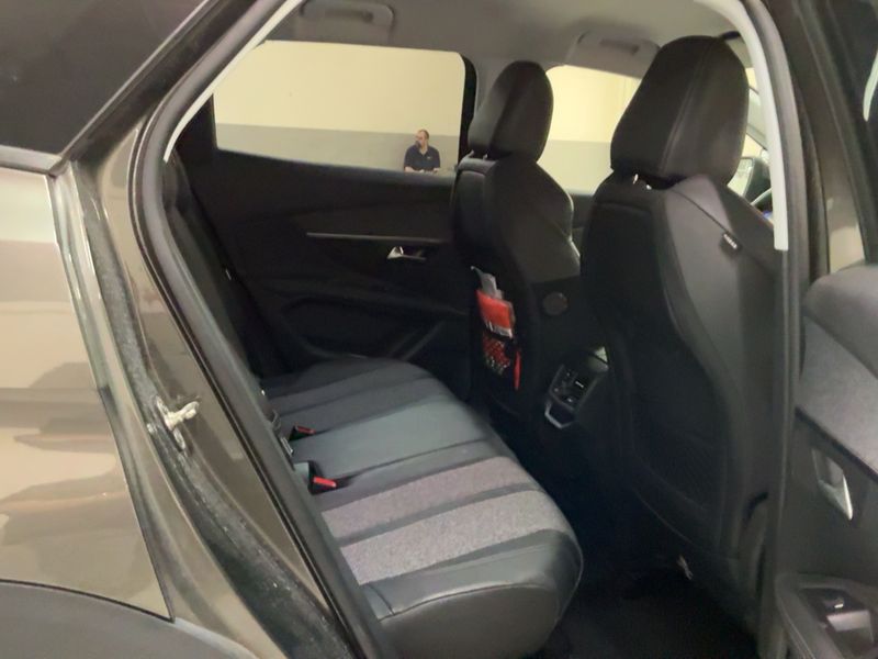Peugeot 3008 1.6 Blue-HDi Allure 2018 – снимка 19